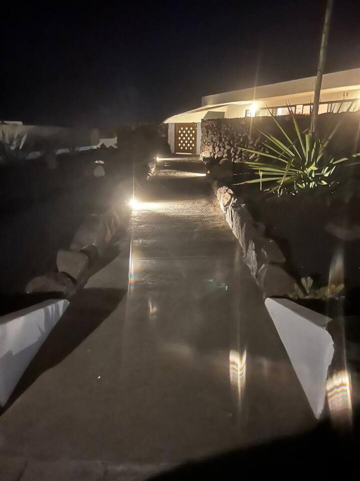 Lanzarote Famara Beach Bungalow 外观 照片